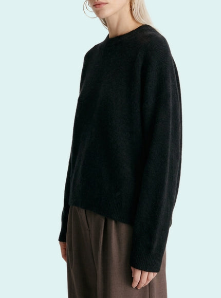 Black Tristan Sweater 