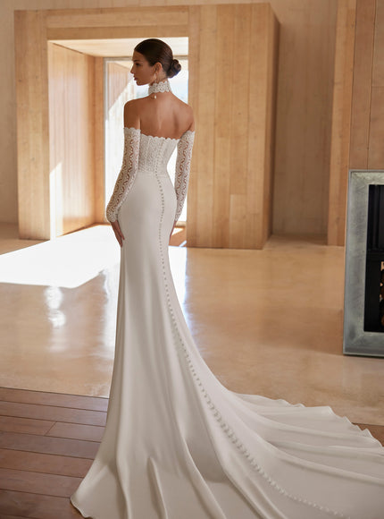 Rosa Clará Agatha Sheath Wedding Dress with Detachable Lace Sleeves