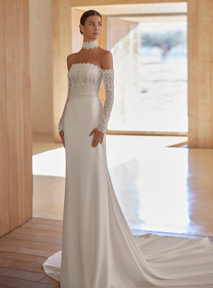 Rosa Clará Agatha Sheath Wedding Dress with Detachable Lace Sleeves