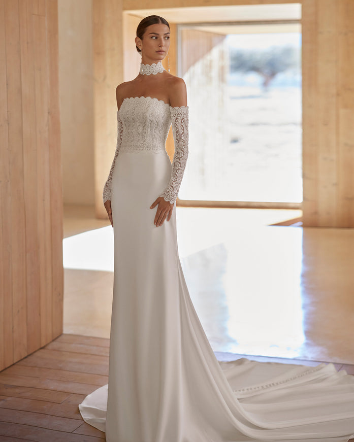 Rosa Clará Agatha Sheath Wedding Dress with Detachable Lace Sleeves