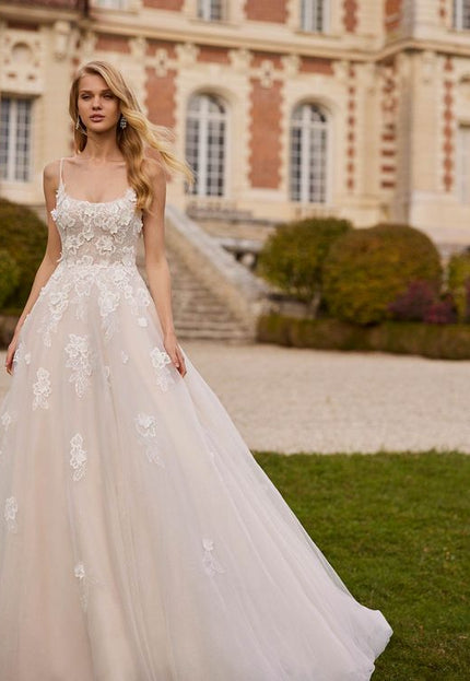 Rosa Clará Ersel Lace & Tulle A-Line Princess Wedding Dress
