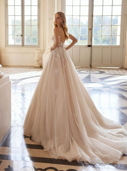 Rosa Clará Ersel Lace & Tulle A-Line Princess Wedding Dress