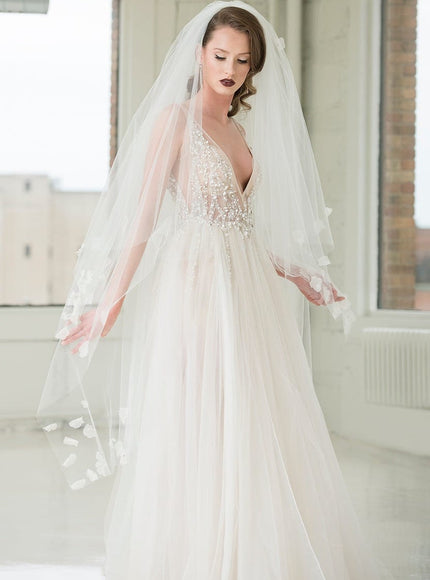 Delilah Two-Tier Handkerchief Waltz Floral Veil