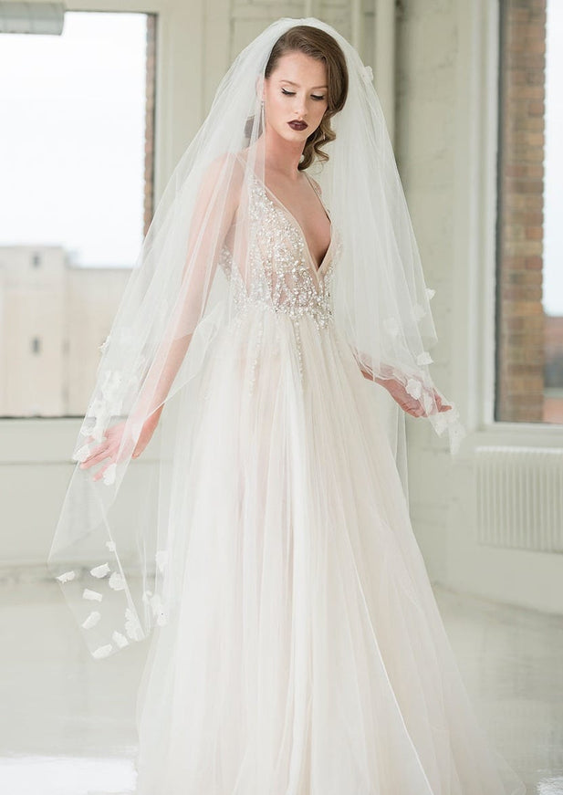 Delilah Two-Tier Handkerchief Waltz Floral Veil