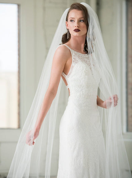 1902 Plain Cathedral Length Veil