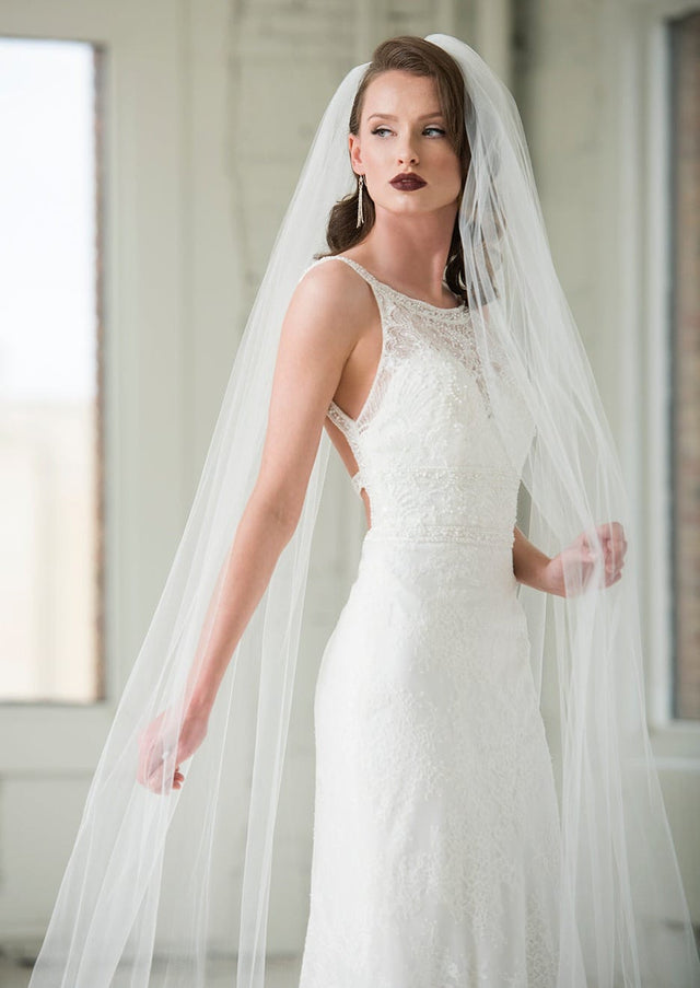 1902 Plain Cathedral Length Veil