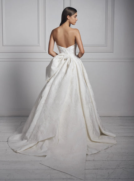 Anne Barge Dream Weaver Wedding Gown