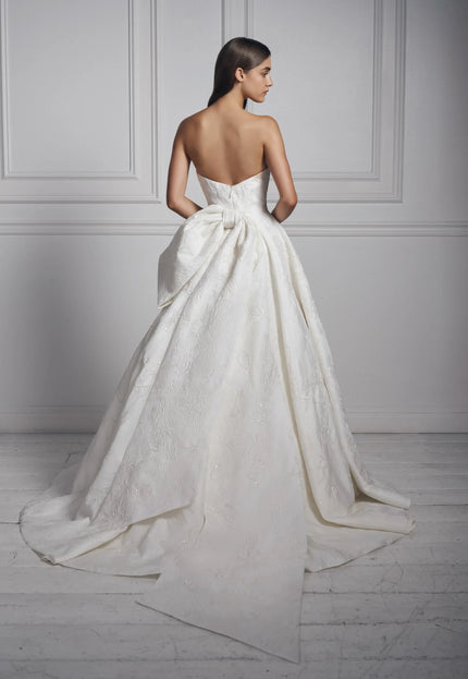 Anne Barge Dream Weaver Wedding Gown