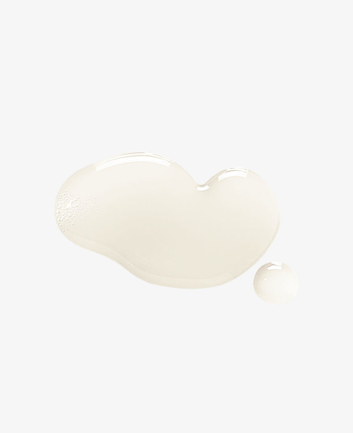 Natura Bisse Diamond Cocoon Hydrating Essence texture
