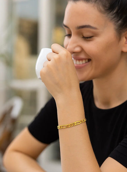 4.6mm 14k Yellow Gold Lite Figaro Bracelet