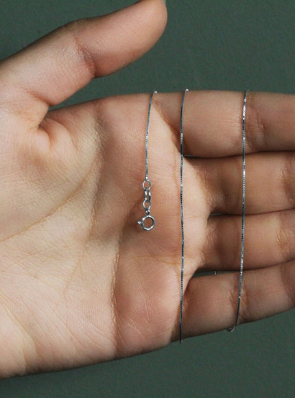 14k White Gold Classic Box Chain 0.6mm