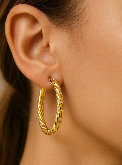 14k Yellow Gold Twisted Cable Oval Hoop Earrings