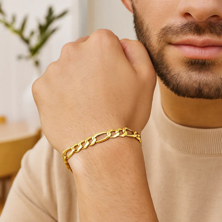 7.0mm 14k Yellow Gold Solid Figaro Bracelet