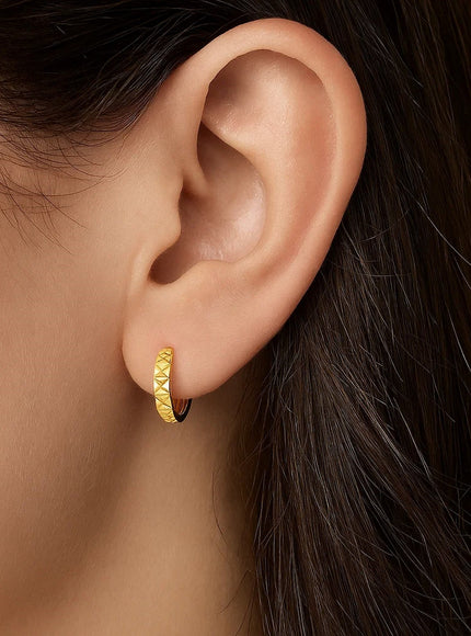 14k Yellow Gold Petite Round Hoop Earrings with Geometric Texture