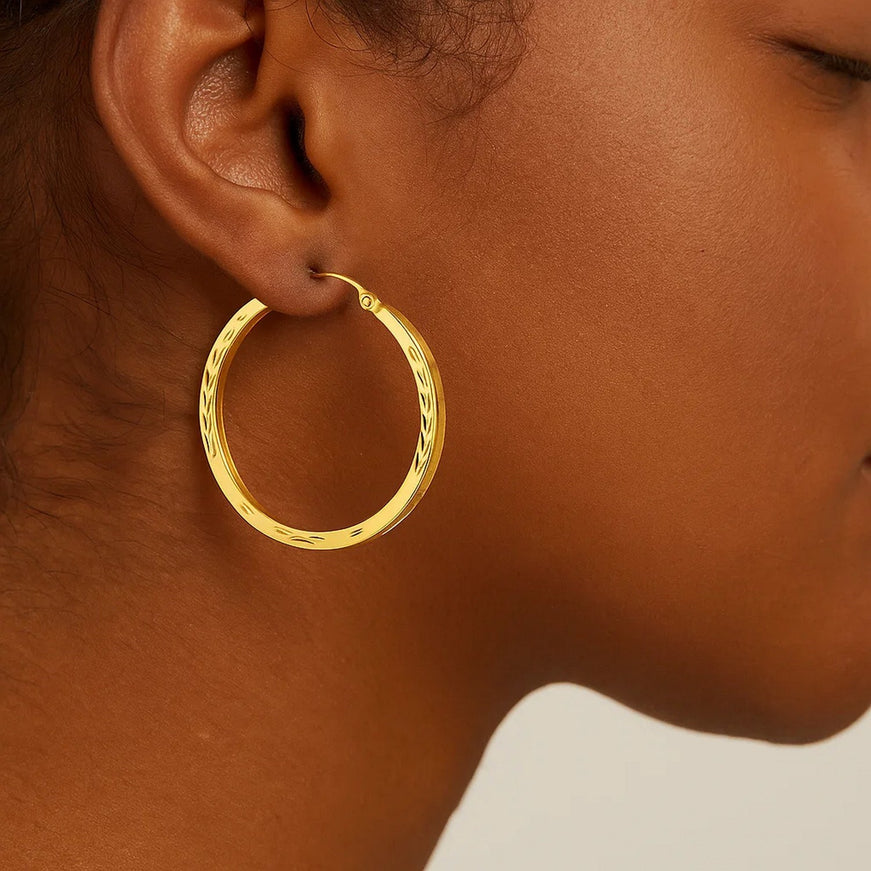 14k Yellow Gold Diamond Cut Hoop Earrings