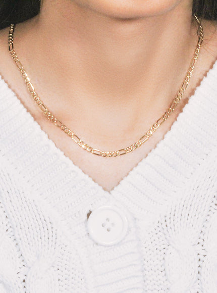 2.8mm 10k Yellow Gold Lite Figaro Chain