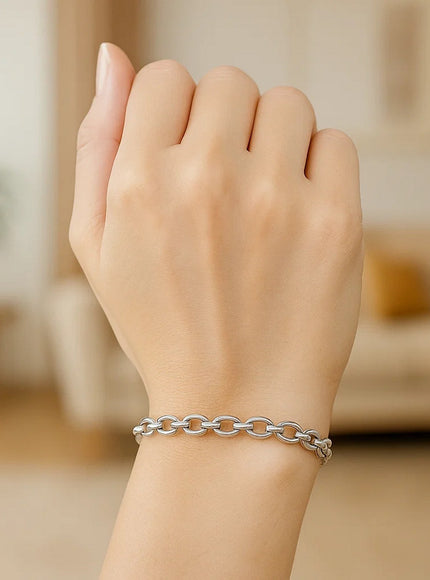 4.6mm 14k White Gold Oval Rolo Bracelet