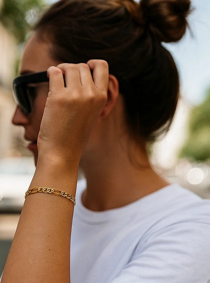 3.8mm 14k Yellow Gold Solid Figaro Bracelet