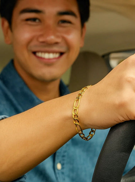 5.4mm 14k Yellow Gold Lite Figaro Bracelet