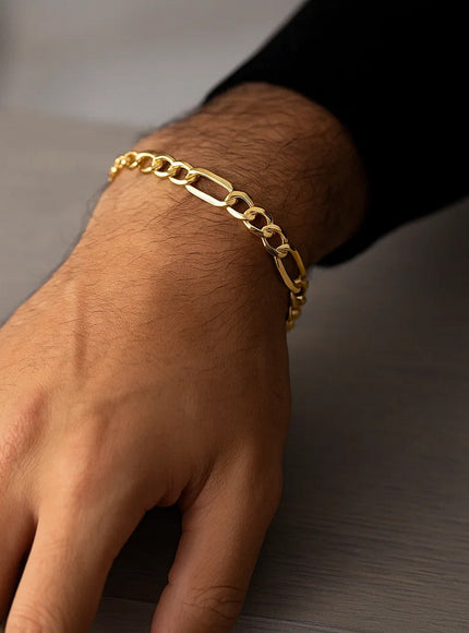 5.4mm 14k Yellow Gold Lite Figaro Bracelet
