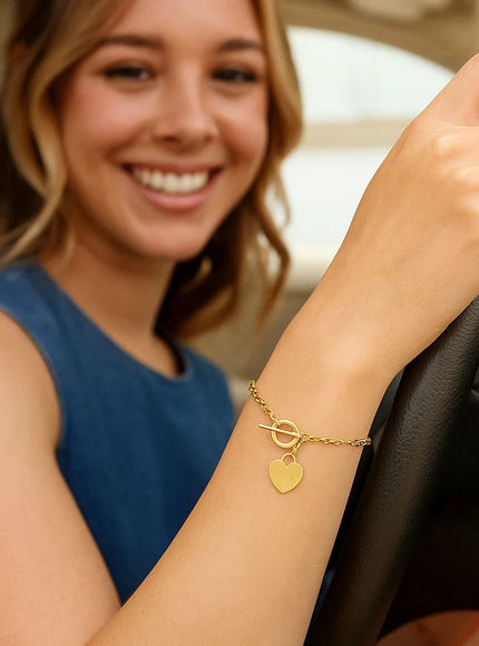 Toggle Bracelet with Heart Charm in 14k Yellow Gold