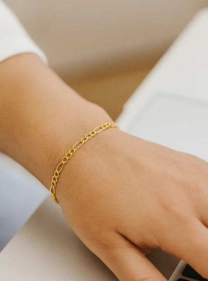 2.8mm 14k Yellow Gold Solid Figaro Bracelet