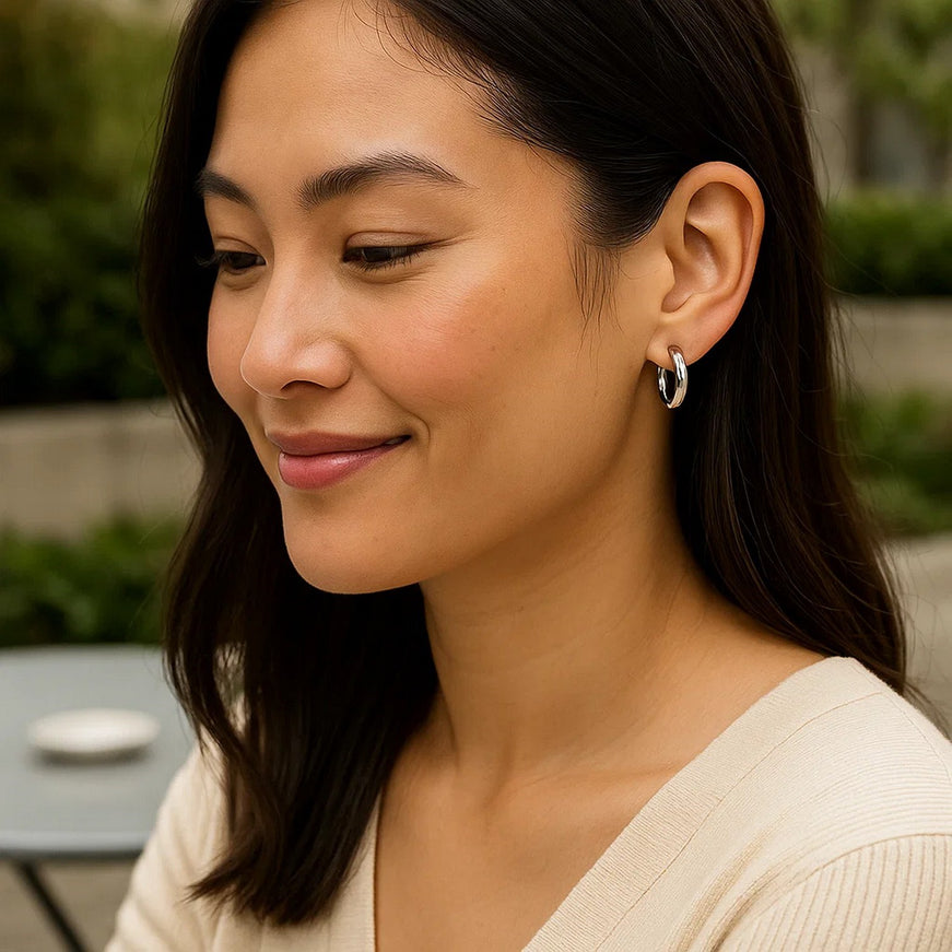 14k White Gold Polished Hoop Earrings (15 mm)