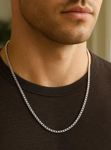 2.4mm 14k White Gold Round Box Chain