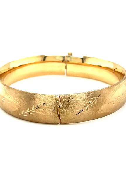 Classic Floral Carved Bangle in 14k Yellow Gold (13.5mm)