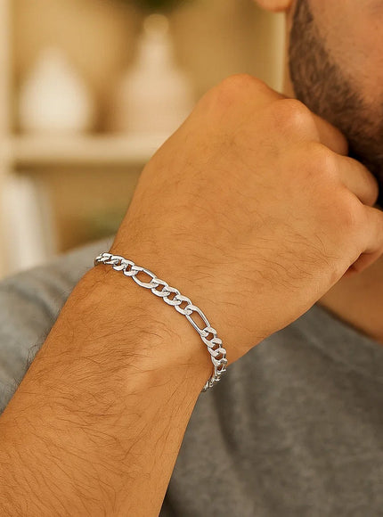 4.6mm 14k White Gold Solid Figaro Bracelet