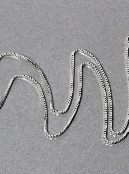 14k White Gold Classic Box Chain 1.1mm
