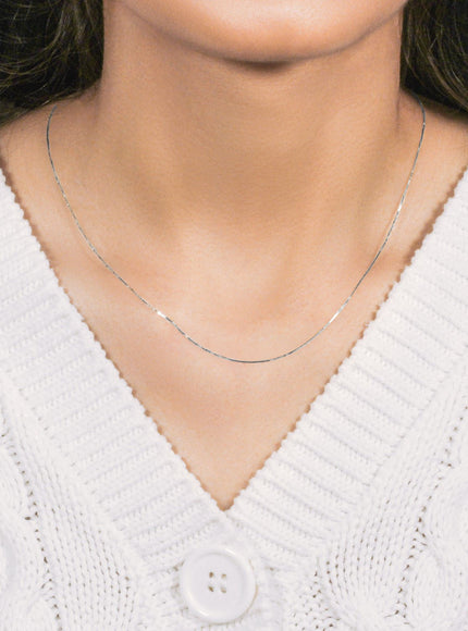 10k White Gold Classic Box Chain 0.45mm