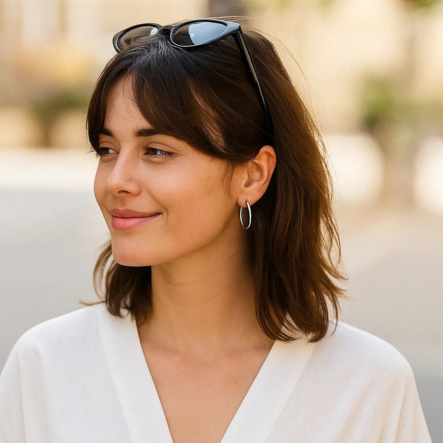 14k White Gold Polished Hoop Earrings (25 mm)