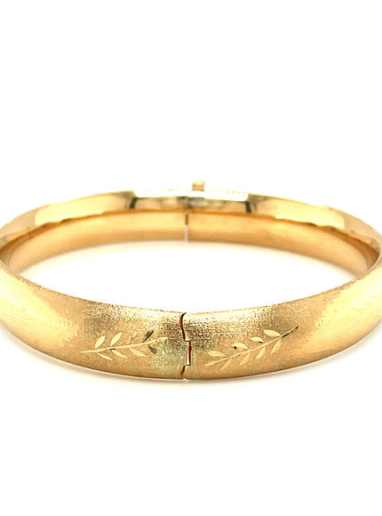 Classic Floral Carved Bangle in 14k Yellow Gold (10.0mm)