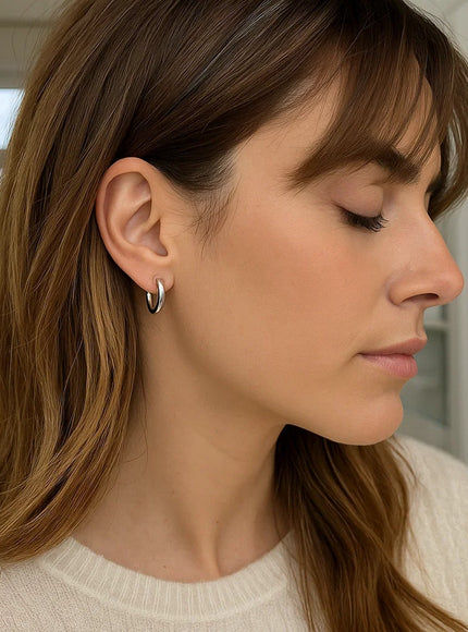 14k White Gold Polished Hoop Earrings (15 mm)