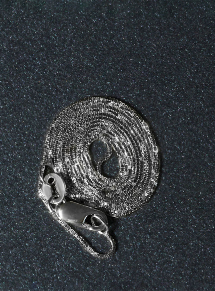 18k White Gold Box Chain 0.6mm