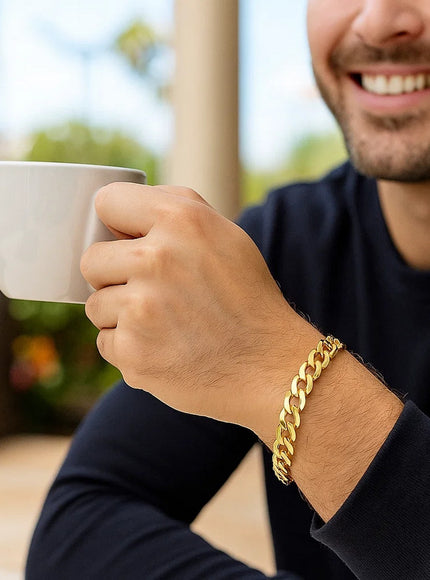 8.2mm 14k Yellow Gold Solid Curb Bracelet