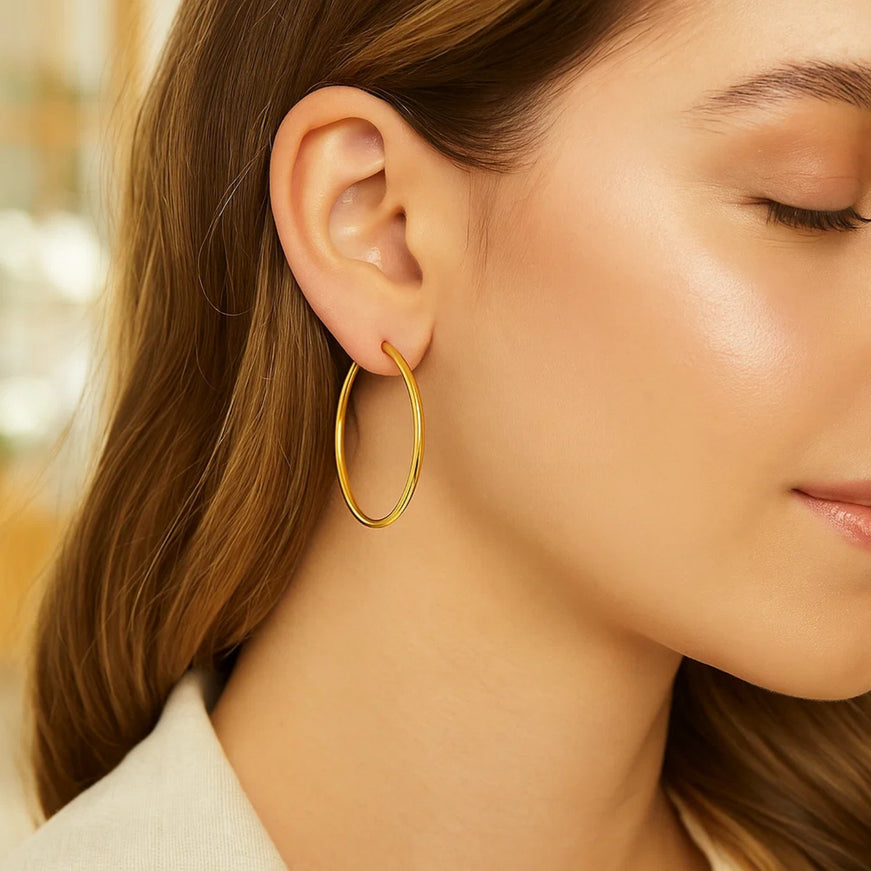 14k Yellow Gold Polished Hoop Earrings (30 mm)