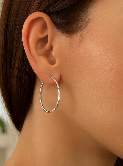 14k White Gold Polished Hoop Earrings (30 mm)