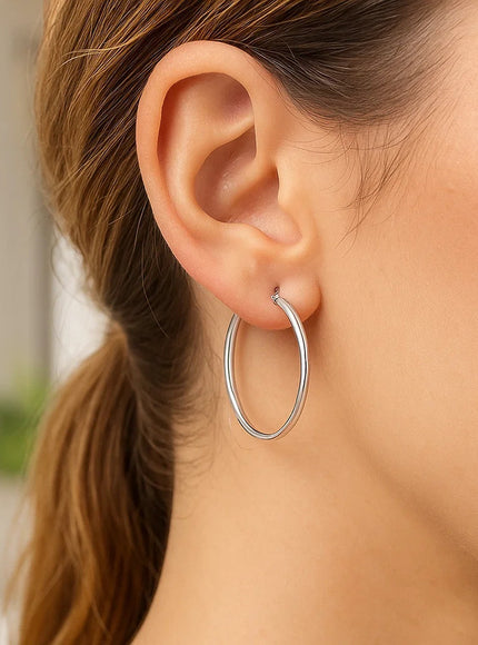 14k White Gold Polished Hoop Earrings (30 mm)