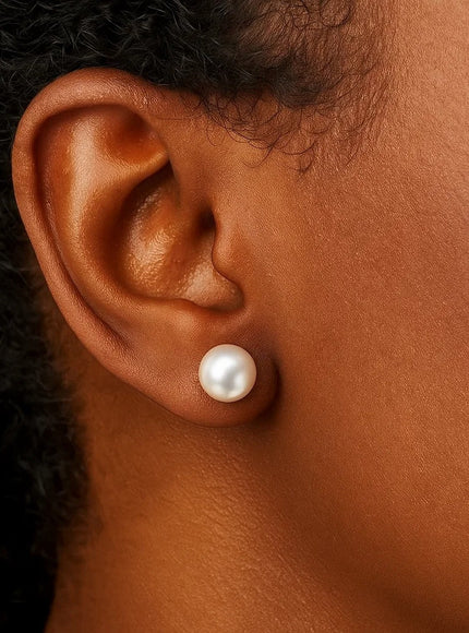 14k Yellow Gold Freshwater Cultured White Pearl Stud Earrings (5.0 mm)