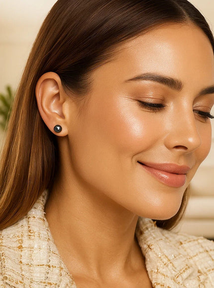 14k Yellow Gold Cultured Black Pearl Stud Earrings (6.0 mm)