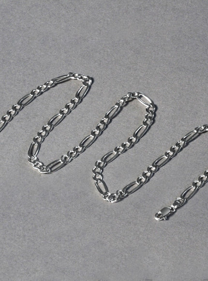 4.6mm 14k White Gold Solid Figaro Chain