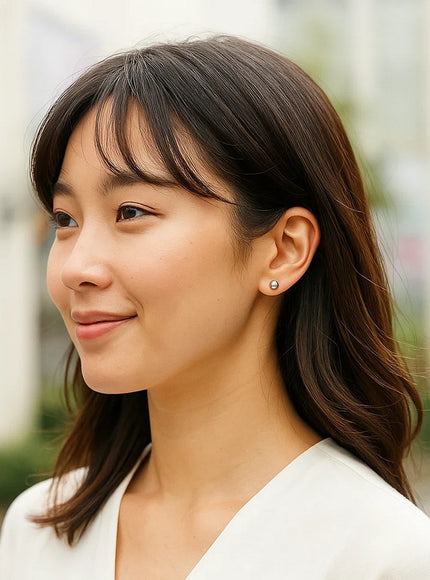 14k White Gold Classic Round Stud Earrings (5.0 mm)