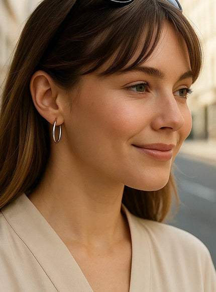 14k White Gold Polished Hoop Earrings (20 mm)