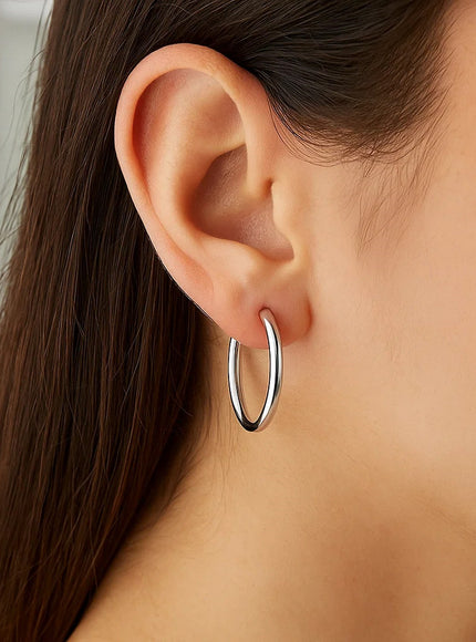 10k White Gold Polished Hoop Earrings (25 mm)