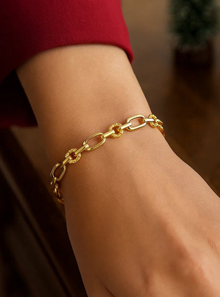 14k Yellow Gold Polished and Textured Link Bracelet