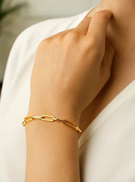 14K Yellow Gold Bold Paperclip Chain Bracelet