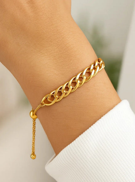 Adjustable Chain Bracelet in 14k Yellow Gold