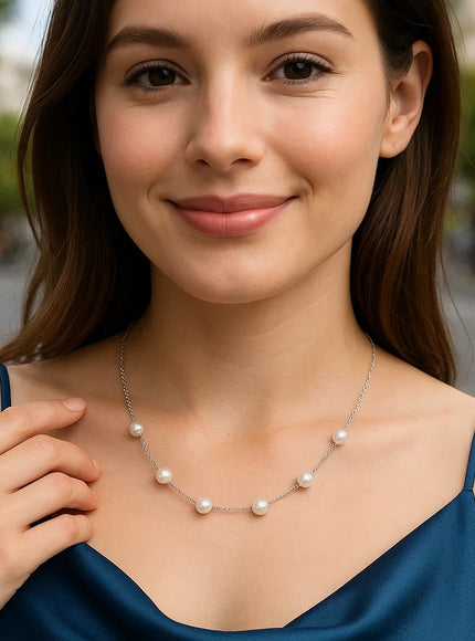 14k White Gold Necklace with White Pearls